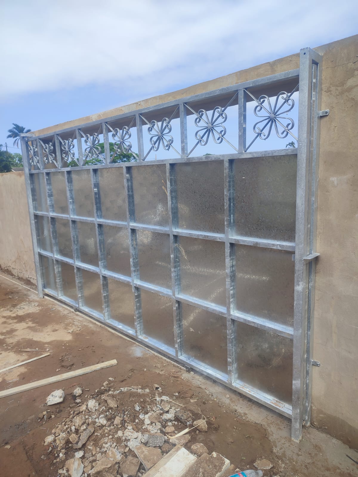 Rust prevention for coastal steel gates